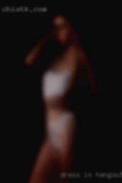 Dress hangout in Sarasota in private, for discreet times.