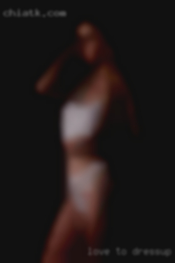 Love to NY swingers dressup and role-play.